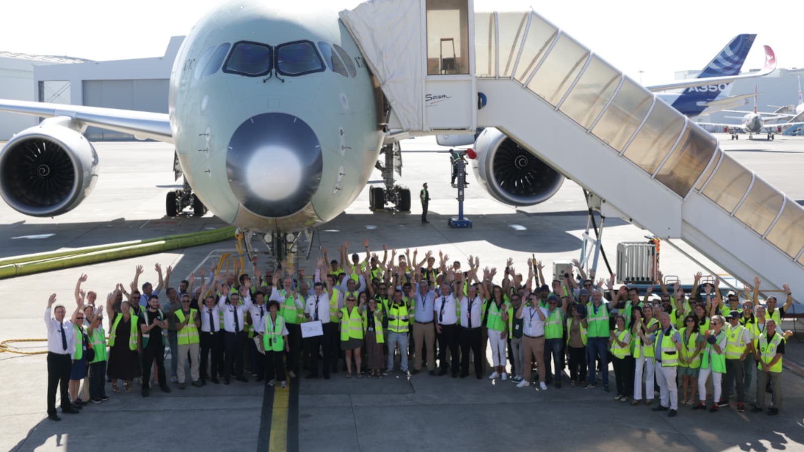 History Made As Qantas Completes World’s Longest-Ever Commercial Flight In Over 24 Hours