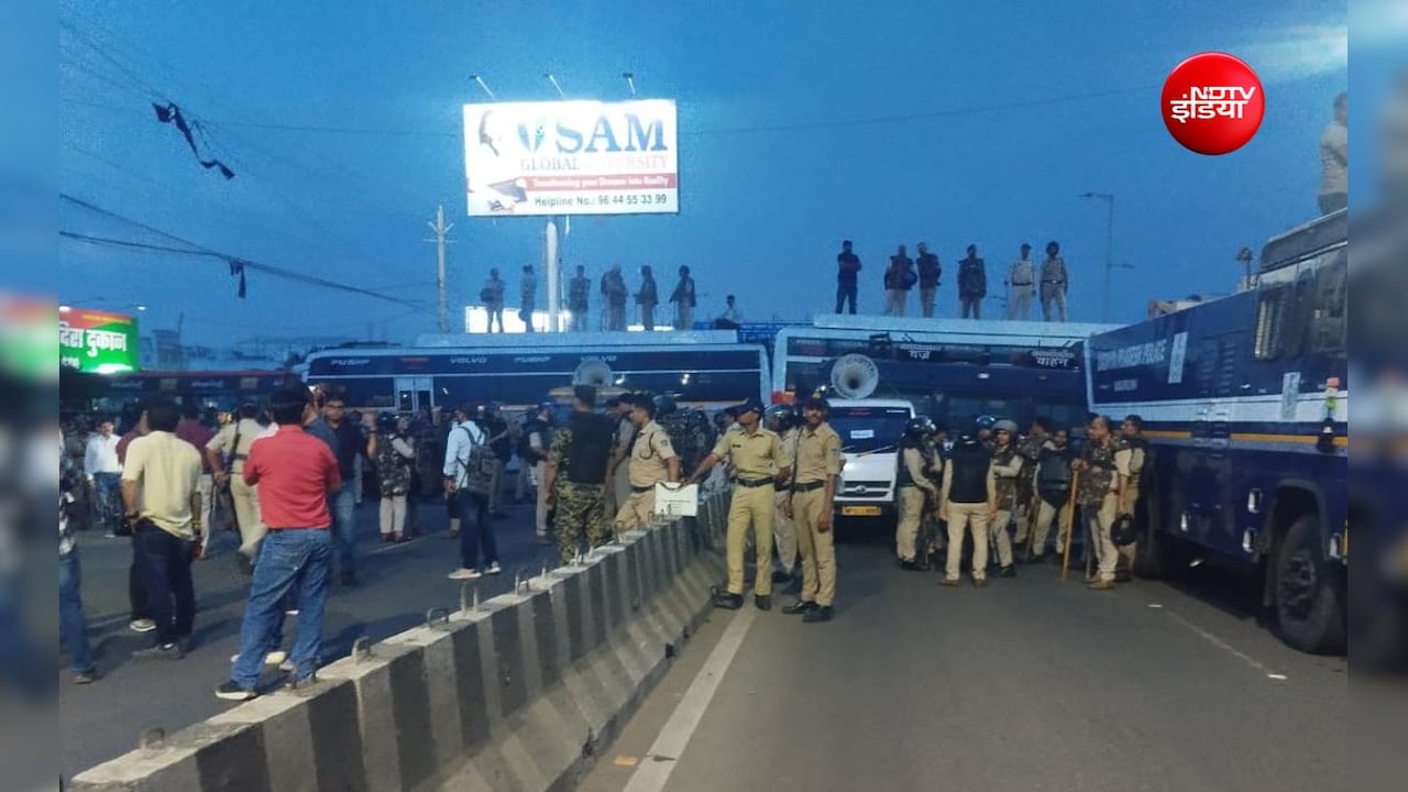 एमपी में सीएम हाउस के करीब पहुंचे हजारों किसान! रोकने के लिए SAF, RAF सहित 20 थानों की पुलिस तैनात
