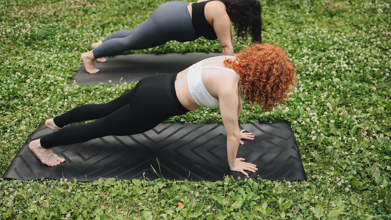Thick Vs Thin Yoga Mats: Which Offers Better Joint Support? Thick Vs Thin Yoga Mats: Which Offers Better Joint Support?
