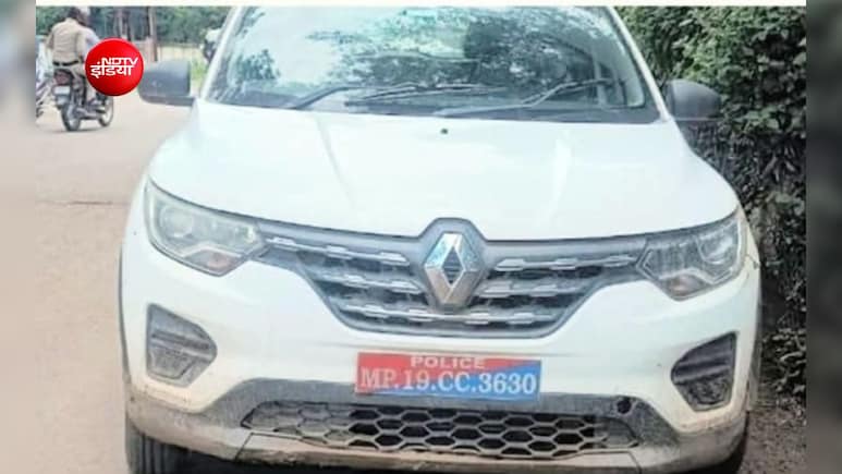 पुलिस चौकी प्रभारी की गाड़ी का कट गया ₹3500 का चालान, बिना बीमा के दौड़ा रहे थे कार, नंबर प्लेट भी गलत