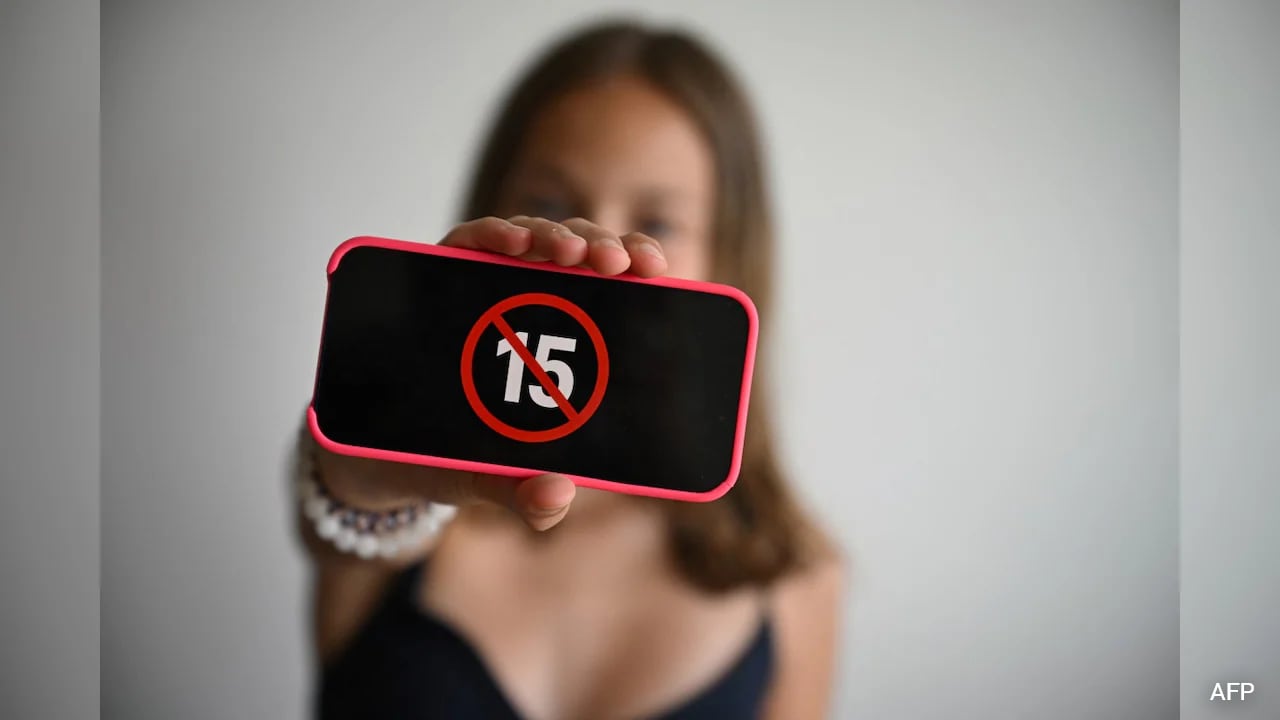 France Becomes First EU Nation To Ban Social Media For Children Under 15