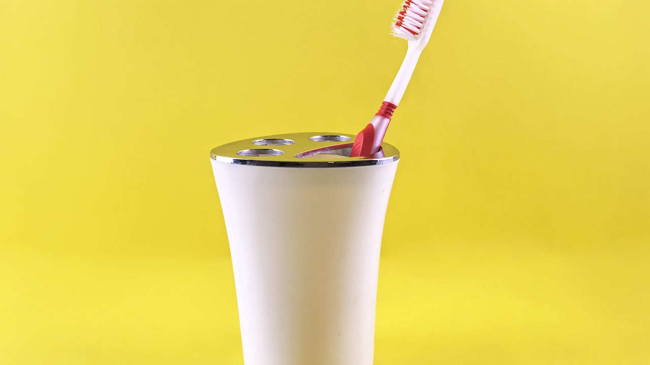 7 Toothbrush Holders That Keep Brushes Separate And Better Ventilated
