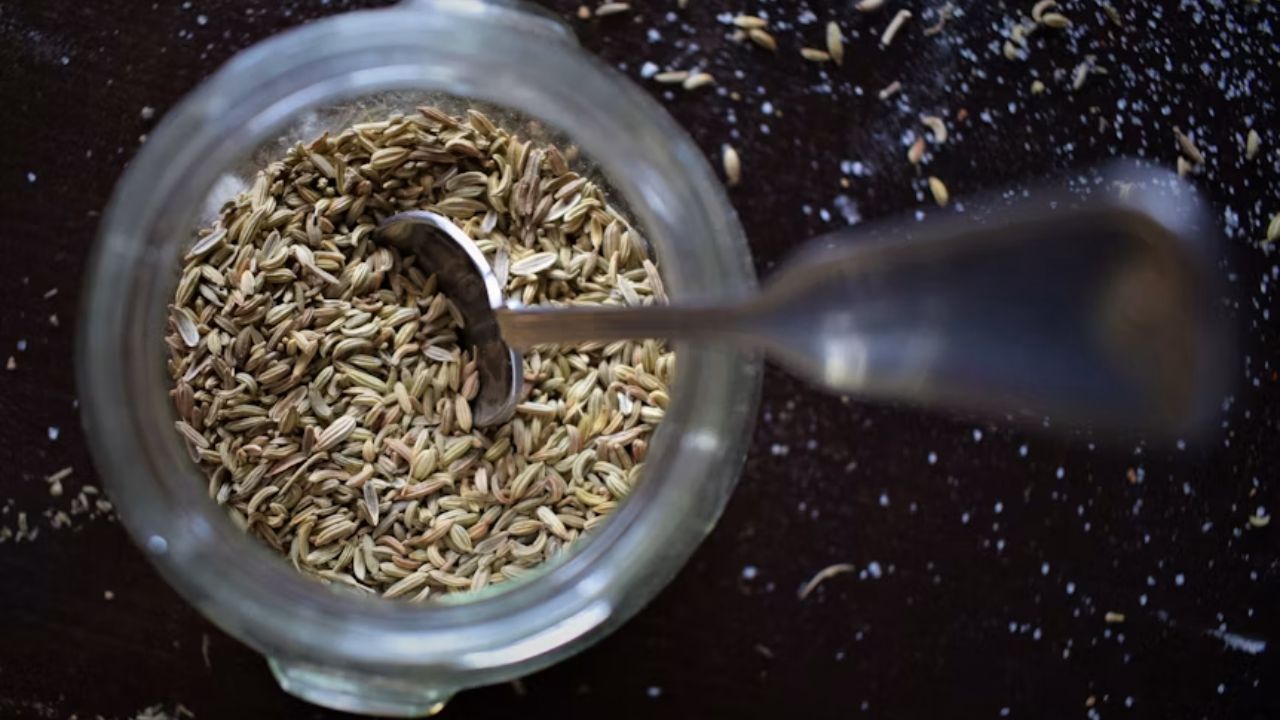 Green Tea Isn't Enough To Get Rid Of Belly Fat: Nutritionist Recommends These 7 Indian Foods