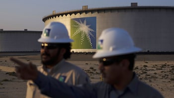 Saudis Slash Main Oil Price To Rare Discount As Market Dives
