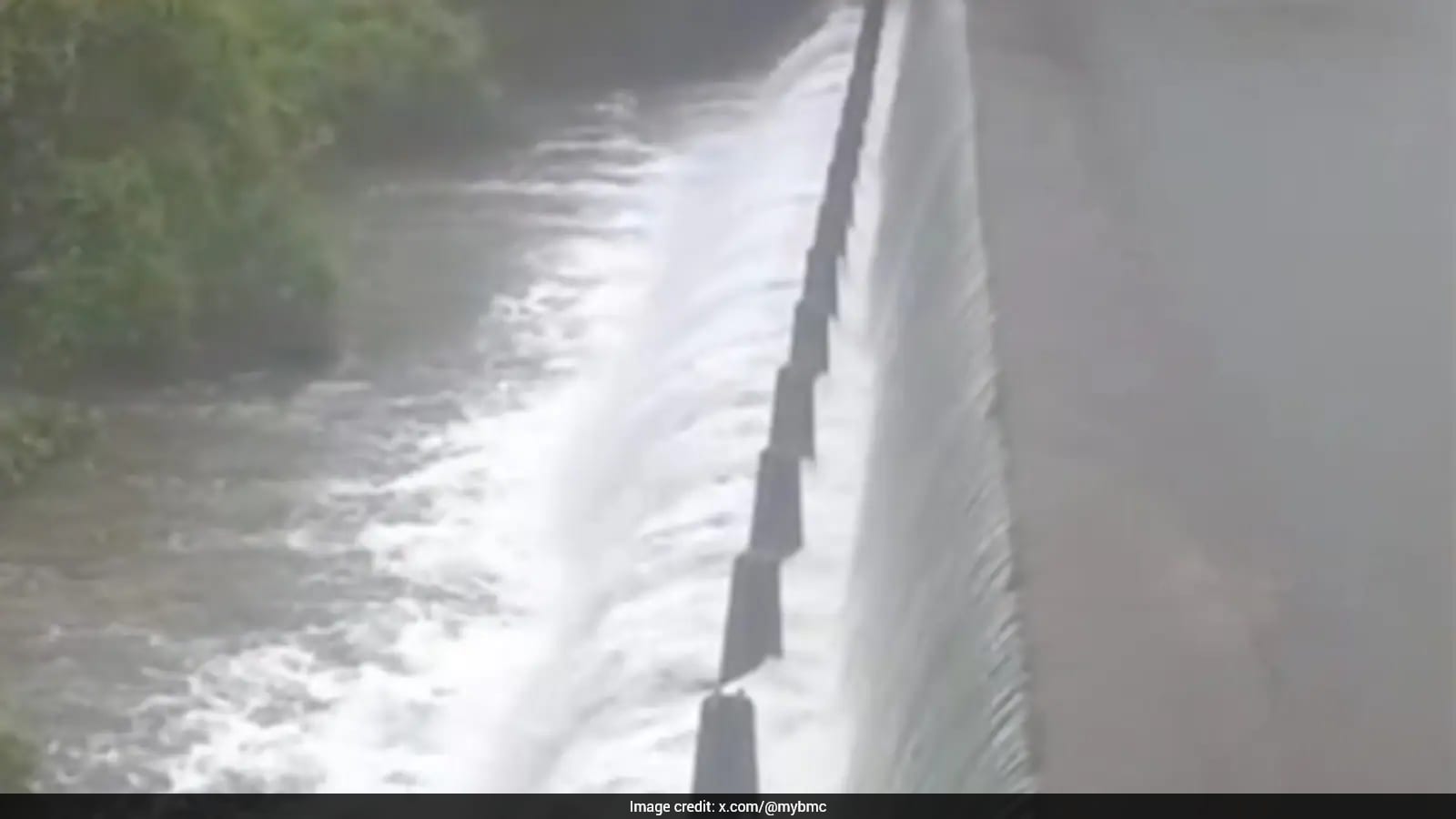 Mumbai rainfall, mumbai monsoon news, Mumbai’s Smallest Water-Supply Lake Tulsi Begins Overflowing After Heavy Rain