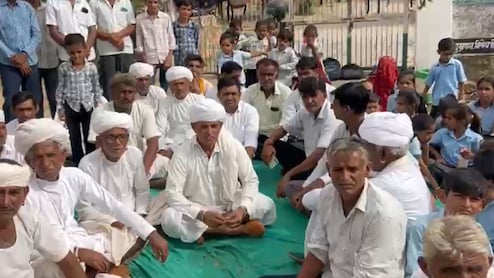 तबादलों का दौर थमने के बाद ट्रांसफर का विरोध शुरू, जालोर में ग्रामीणों-बच्चों ने स्कूल पर जड़ा ताला