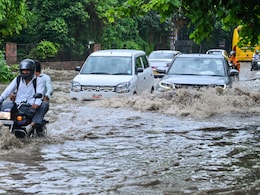 सावन में झूमकर बरसेंगे बदरा, दिल्ली, यूपी से बिहार तक 16 राज्यों में बारिश का अलर्ट, जानें आज का मौसम