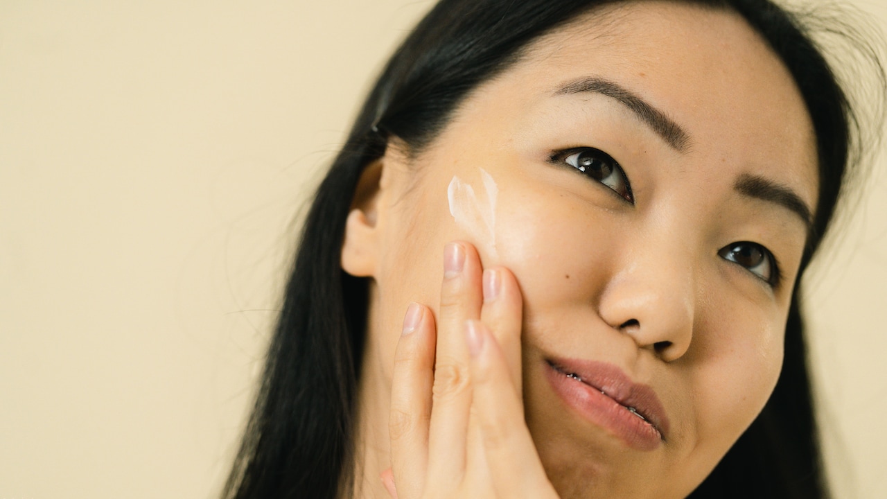 Common reasons for piling due to face cream texture Common reasons for piling due to face cream texture
