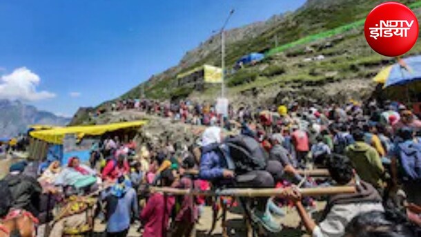 अमरनाथ यात्रा पर 12 दिन में पहुंचे 3 लाख लोग, बाबा बर्फानी के दर्शन का बना रिकॉर्ड