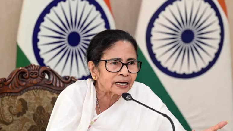 TMC के 'सिंबल' पर घमासान! चुनाव आयोग पहुंची लड़ाई, ममता बनर्जी को 16 सितंबर तक का अल्टीमेटम