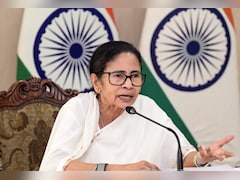 चुनाव आयोग के खिलाफ सुप्रीम कोर्ट पहुंचीं ममता बनर्जी, पार्टी सिंबल को लेकर फैसले को दी चुनौती