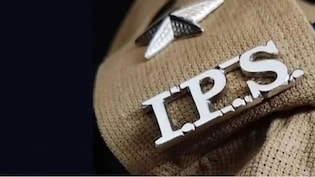 लखनऊ पुलिस कमिश्नर अमरेंद्र सेंगर समेत यूपी में 15 वरिष्ठ IPS अधिकारियों का ट्रांसफर, जानिए कौन कहां गया