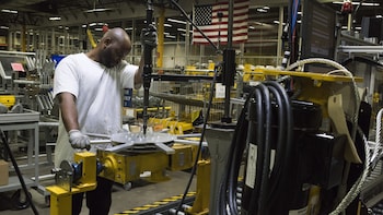US Private Hiring Remains Strong In June As ADP Reports 98,000 New Jobs