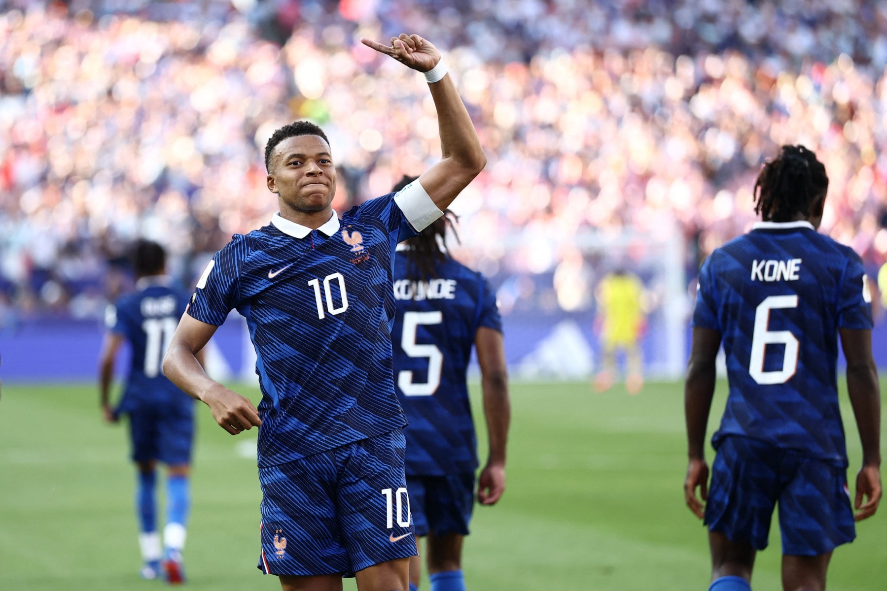 Infantino Condemns Racist Comments Directed at Mbappé