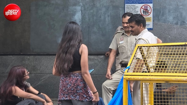 ''हम बांग्लादेश, नेपाल जैसी हिंसा नहीं चाहते, पुलिस वाले हमारे दुश्मन नहीं, बहुतों ने हमें बचाया''