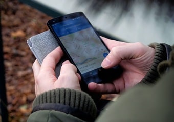 Google Maps और Gemini से ली मदद, 1990 में उधार लिया पैसा चुकाने पहुंचे 1200 किमी दूर