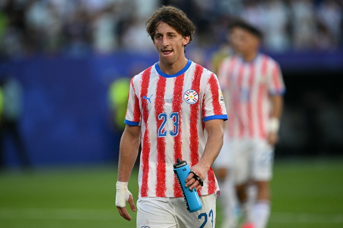 Former England players criticize Paraguay after France defeat at World Cup