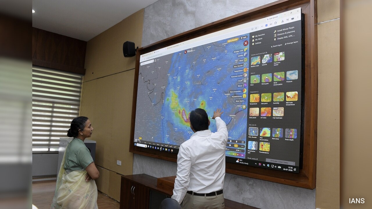 High Alert In 13 Gujarat Districts As Weather Office Predicts Heavy Rain