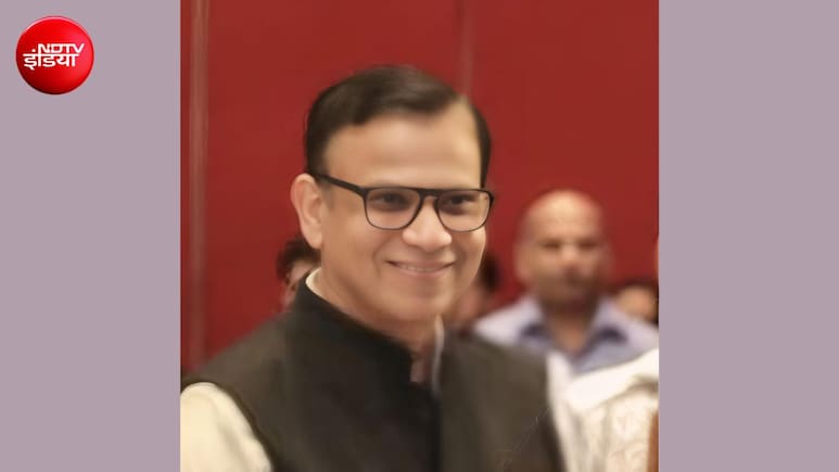इंजीनियरिंग की डिग्री और राष्ट्रपति से मेडल, जानें कौन हैं दिल्ली के नए पुलिस कमिश्नर IPS अनुराग कुमार