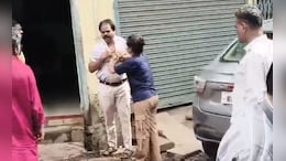 भाजपा बूथ अध्यक्ष की भतीजी ने की सरेराह पिटाई, 5 लाख के लोन को लेकर चल रहा विवाद&nbsp;