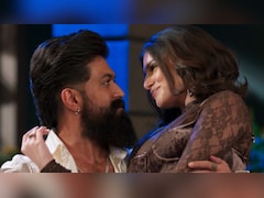 Toxic Song 'Manamohaka' Out: Yash's Romance With Tara Sutaria, Kiara Advani Sparks Mixed Reactions Online
