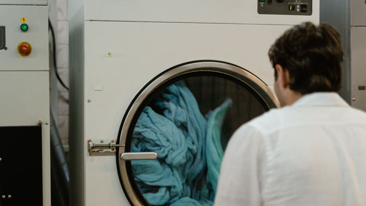 10 Reasons Clothes Smell Musty After A Washing Machine Cycle 10 Reasons Clothes Smell Musty After A Washing Machine Cycle