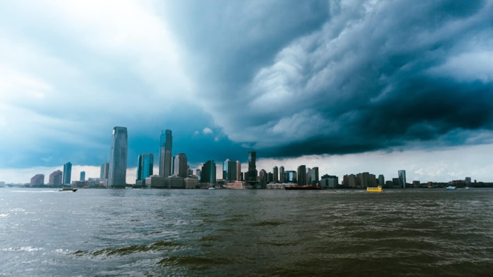 New York Weather Alert: Strong Storms, Rains To Disrupt Travel? Check Forecast As Mamdani Urges Caution