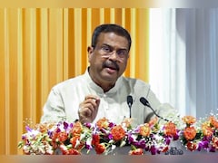 धर्मेंद्र प्रधान के इस्तीफे पर किसने क्या कहा? AAP से कांग्रेस तक ने कुछ यूं दी प्रतिक्रिया