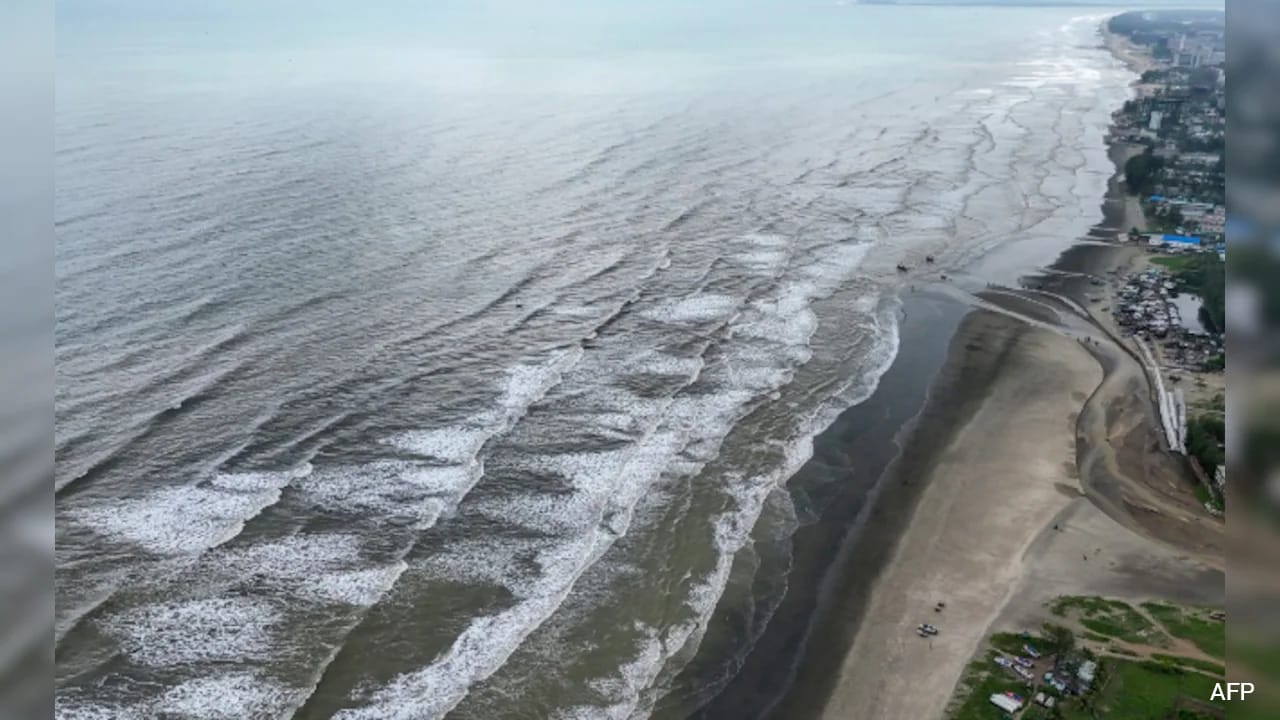 Bay Of Bengal Depression Likely To Intensify, Heavy Rain Alert Issued
