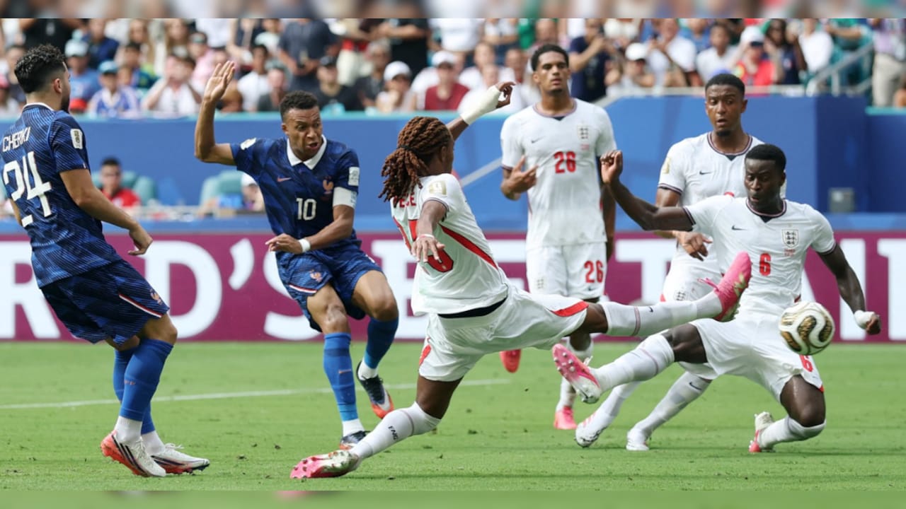 Kylian Mbappe: FIFA वर्ल्ड कप के एक सीजन में सबसे ज्यादा गोल करने वाले दुनिया के 5 खिलाड़ी, काइलियन एम्बाप्पे पहुंचे इस नंबर पर