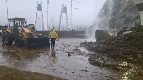 Traffic Suspended On Pune-Mumbai Highway After Flooding, Landslide