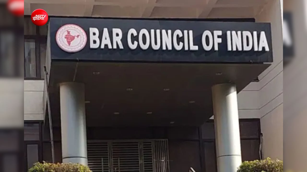 AIBE 21 Result 2026: जारी हुआ ऑल इंडिया बार एग्जामिनेशन 21 का रिजल्ट, क्वालिफाइंग मार्क्स 3 अंक घटे, direct लिंक से करें चेक