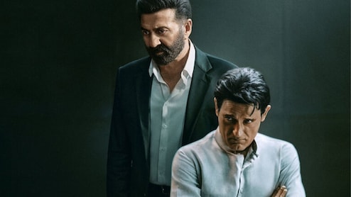 Ikka Movie Review: ढाई किलो के हाथ नहीं शातिर दिमाग से शह और मात का है खेल, जानें कैसी है सनी देओल-अक्षय खन्ना की इक्का