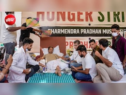 अन्ना आंदोलन से जली कांग्रेस सोनम वांगचुक पर कदम फूंक-फूंककर रख रही