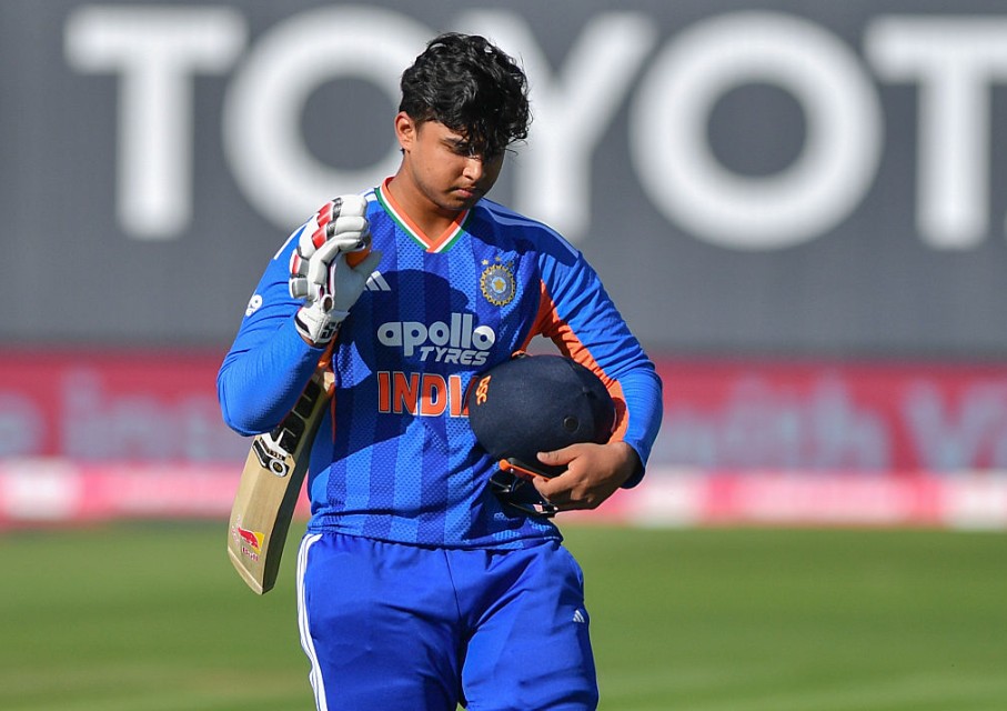 टीम इंडिया की हार का ठीकरा सूर्यवंशी पर फूटा, पांचवें T20 के प्लेइंग XI से क्यों बाहर हुए वैभव?