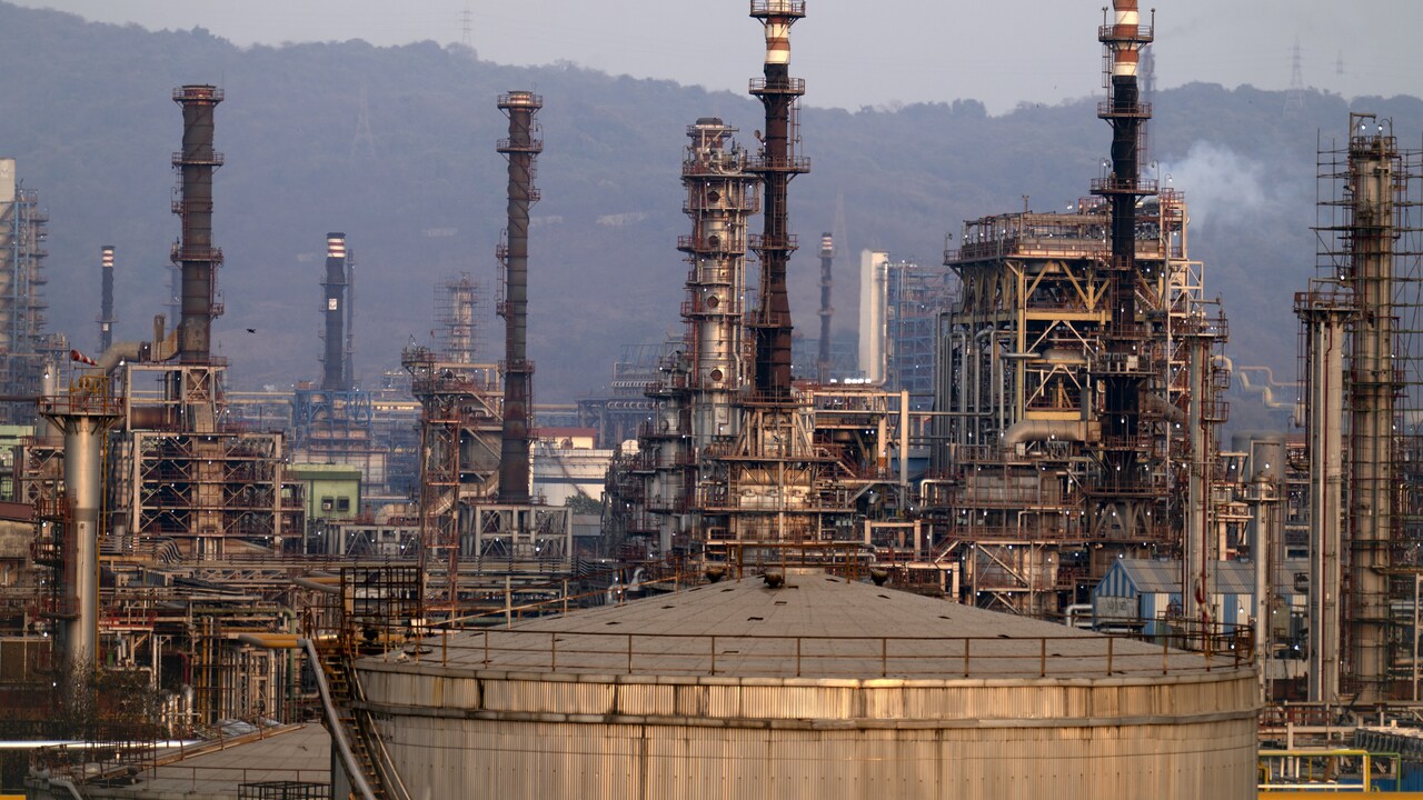 Indian Refiners Eye Iranian Oil If US Extends Sanctions Waiver Beyond August
