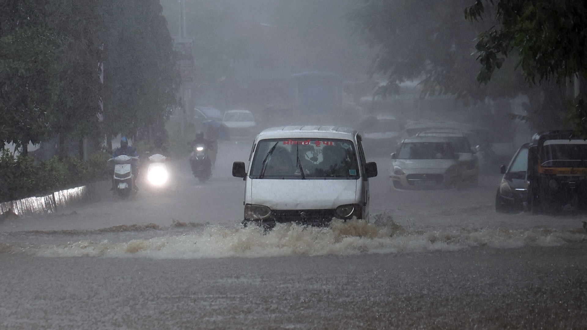 Mumbai Monsoon Chaos: Knee-Deep Water, Traffic Hit, Trains Delayed