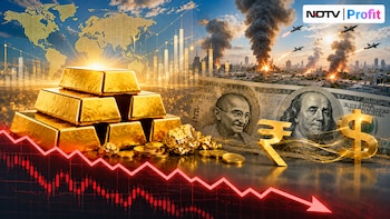 Gold Rate Today: Yellow Metal Falls Over Rs 1,000 On MCX, Slips 3% In Four Sessions