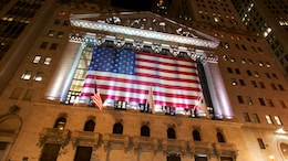 US Stock Market Today: Wall Street Split After Tech Rout; S&P, Dow Edge Higher As Nasdaq Slips