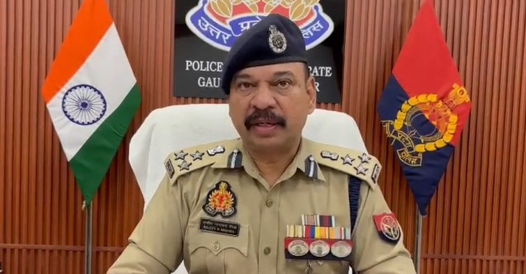पुलिस अधिकारी ने तैयारी की जानकारी दी. पुलिस अधिकारी ने तैयारी की जानकारी दी.