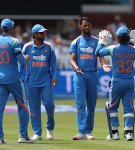 "One Can Only Feel Bad": R Ashwin Slams Indias Playing XI Call Against England