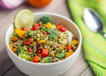 I Ate A Salad For Lunch Every Single Day For Two Months. Here's What Actually Changed