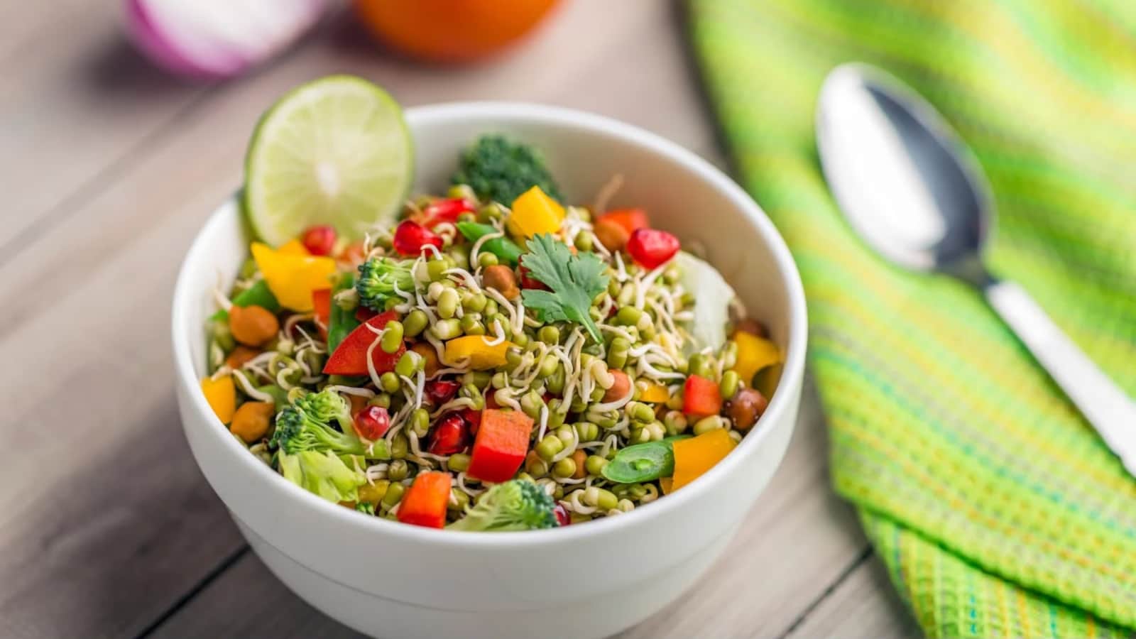 Can Eating Only Salad for Dinner Help You Lose Weight?