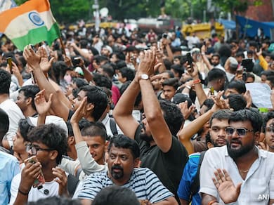 Live: CJP के तिरंगा मार्च पर सख्ती, सेंट्रल पार्क बंद; दिल्ली पुलिस ने जारी  की एडवाइजरी | supreme court live update today hearing on sir gyanesh kumar  neha bora rahul gandhi imran