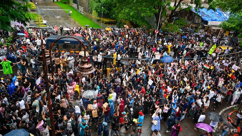 Home Visits, WhatsApp Location: How Mumbai Cops Are Trying To Curb Protests