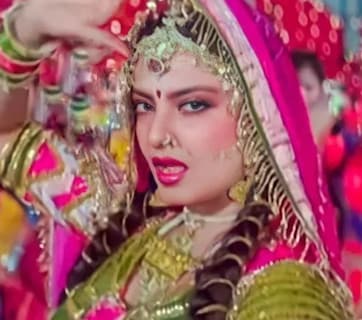 35 साल पुराना हिंदी गाना जिसमें लता मंगेशकर की आवाज पर रेखा ने लगाए ठुमके, बना गांव-देहात की शादियों की शान