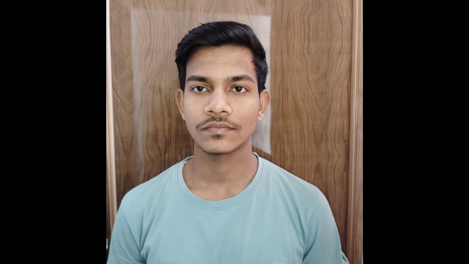 Bihar Tailor's Son Cracks NEET UG 2026