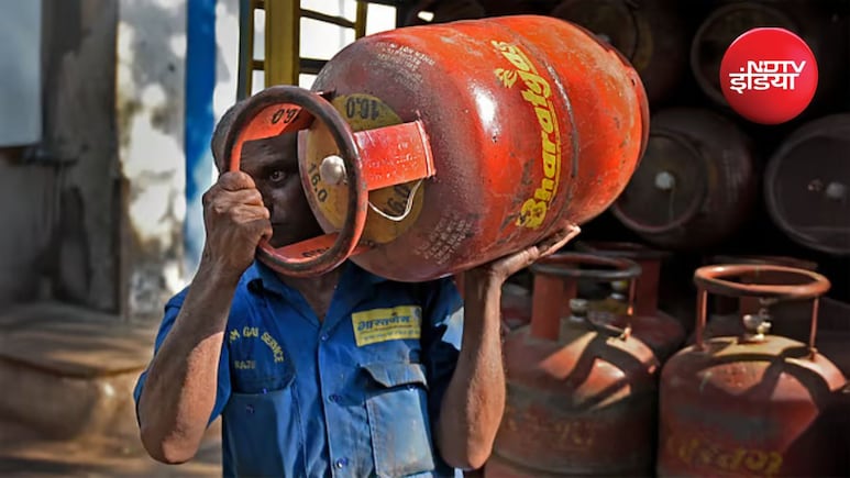 LPG सिलेंडर 18 रुपये तक महंगा हो सकता है! इस रिपोर्ट ने बढ़ाई आम लोगों की धड़कनें