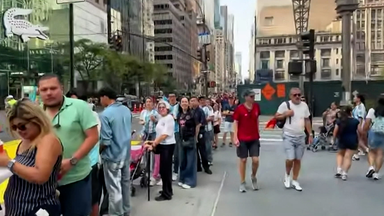 Fans Queue Up For Hours At FIFA Fan Zones Ahead Of Argentina-Spain Final In New York