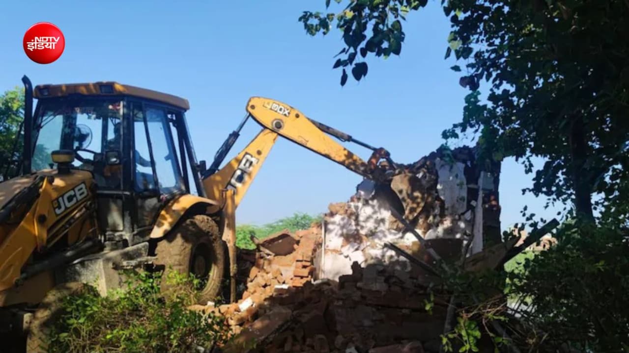 दिल्ली में DDA की जमीन पर बने अवैध निर्माण पर 72 घंटे के अंदर चलेगा बुलडोजर